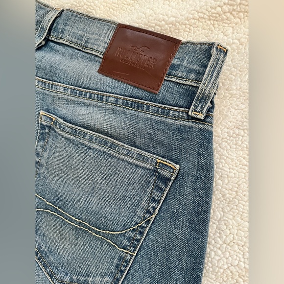 Hollister Men's Bootcut Jeans in Dark Blue - Picture 10 of 11